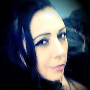 Meet your Posher, Dena